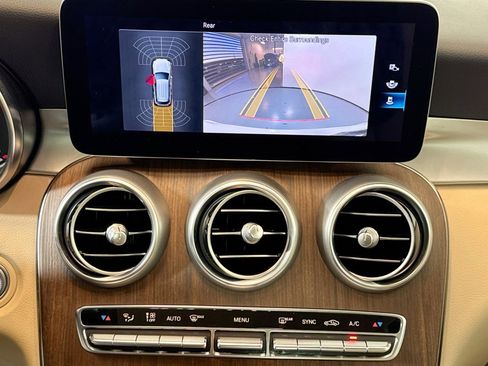 Certified 2021 Mercedes-Benz GLC 300 4MATIC image 14