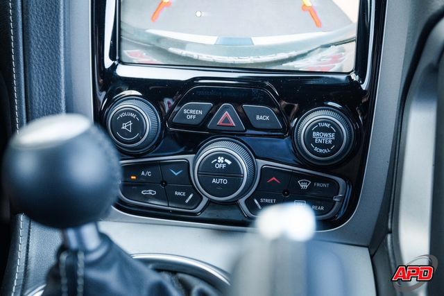 Used 2013 SRT Viper GTS w/ GTS Laguna Interior Pkg RWD image 22