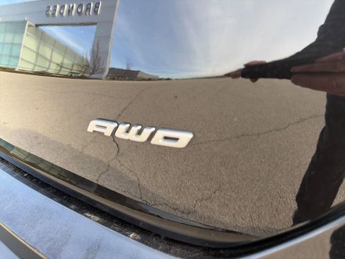 Used 2024 Ford Edge SEL w/ Convenience Package image 13