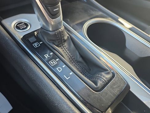 Used 2024 Nissan Altima 2.5 SV image 27