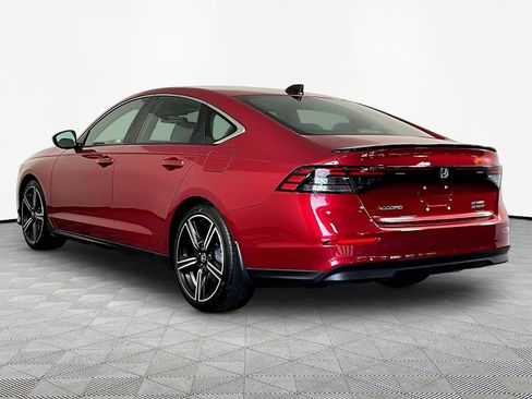 Used 2025 Honda Accord Sport image 4