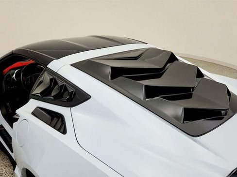 Used 2019 Chevrolet Corvette Stingray Coupe w/ 2LT Preferred Equipment Group RWD image 10