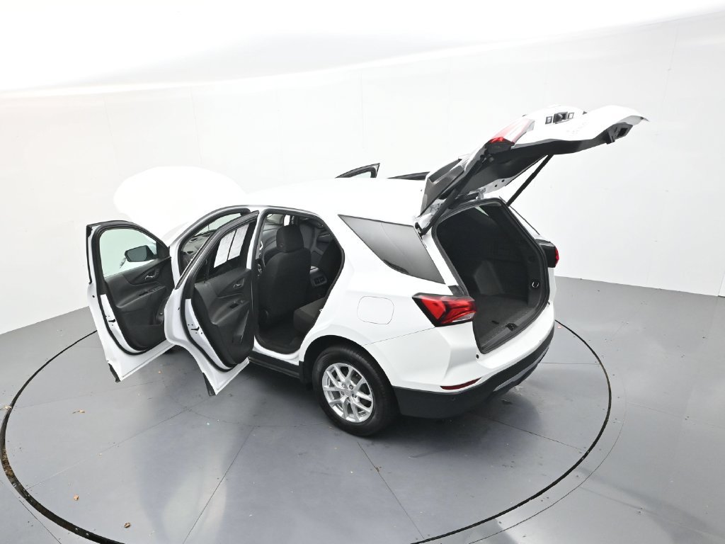 Used 2024 Chevrolet Equinox LT AWD/4WD image 35