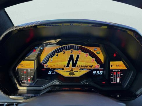 Used 2017 Lamborghini Aventador LP 750-4 Superveloce image 30