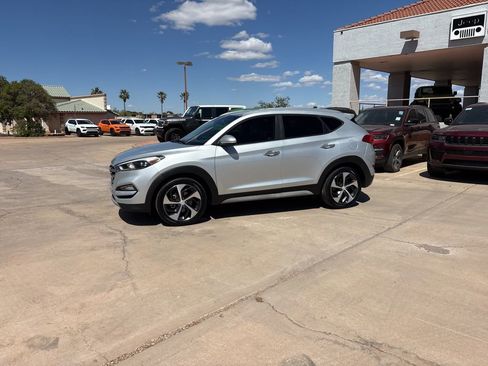 Used 2018 Hyundai Tucson Limited FWD image 1