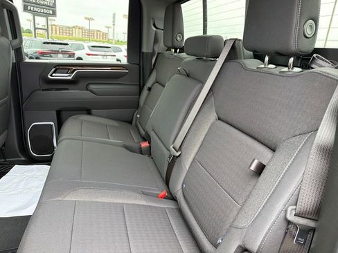 New 2026 GMC Sierra 2500 SLE w/ SLE Value Package; AWD/4WD image 20