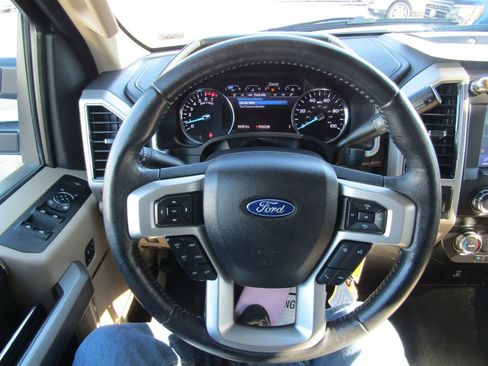 Used 2021 Ford F250 Lariat w/ Lariat Value Package AWD/4WD image 25