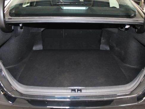 Used 2022 Toyota Camry SE image 23