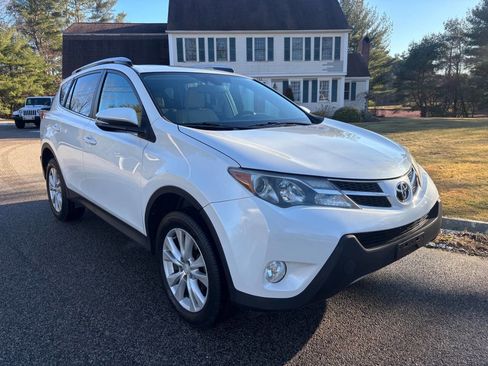 Used 2014 Toyota RAV4 Limited image 8