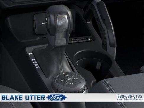 New 2025 Ford Bronco Outer Banks w/ Sasquatch Package image 18