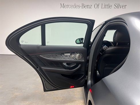 Used 2022 Mercedes-Benz E 53 AMG 4MATIC Sedan image 23