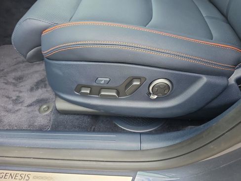 New 2026 Genesis GV70 2.5T Sport Prestige AWD/4WD image 10