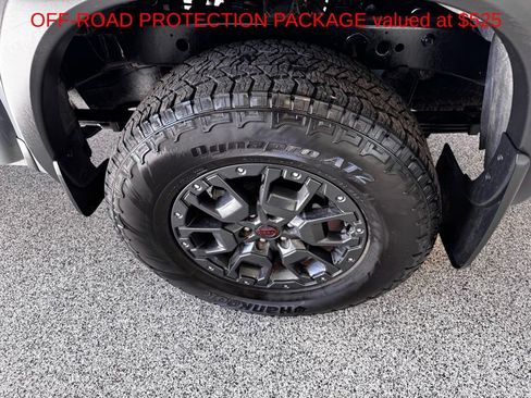 Used 2024 Nissan Frontier PRO-4X w/ Pro Premium Package image 10