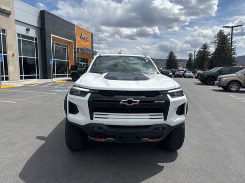 Used 2026 Chevrolet Colorado ZR2 w/ Technology Package AWD/4WD image 2