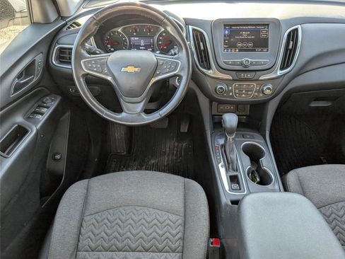 Used 2022 Chevrolet Equinox LT image 16