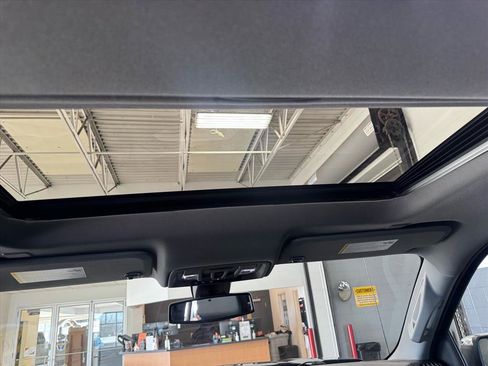 Certified 2021 GMC Sierra 1500 SLT w/ SLT Premium Plus Package image 14