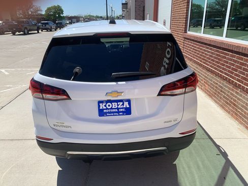 Used 2024 Chevrolet Equinox LT w/ LPO, Floor Liner Package AWD/4WD image 8