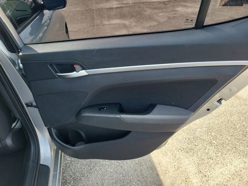 Used 2020 Hyundai Elantra SEL w/ Cargo Package (C1) FWD image 30