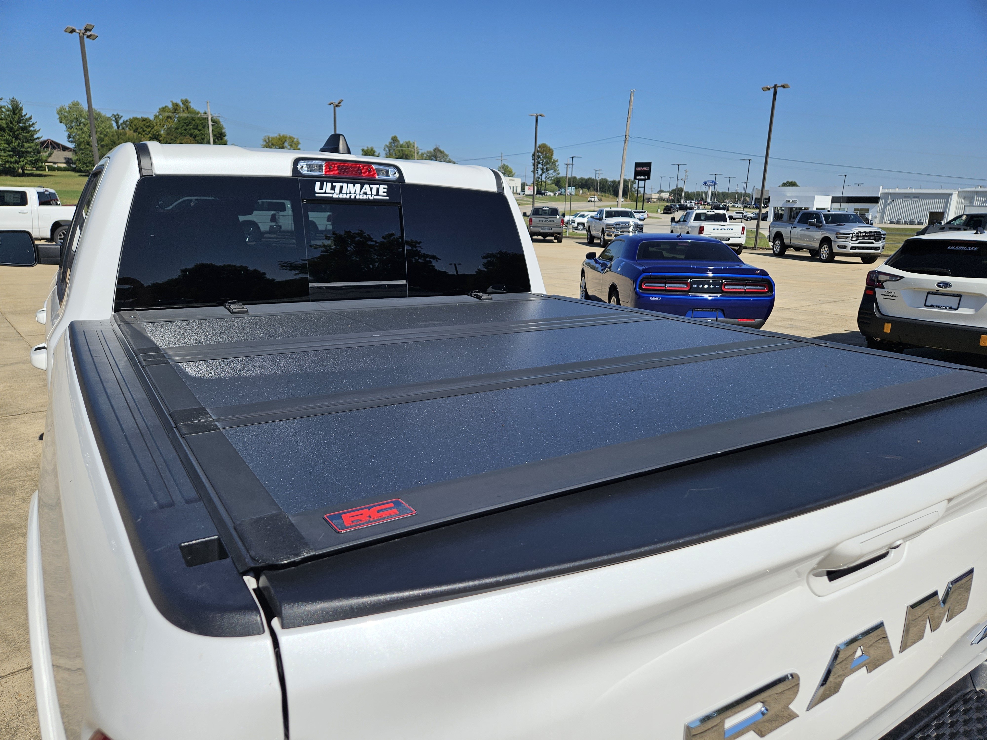 Used 2025 RAM 1500 Laramie AWD/4WD image 11