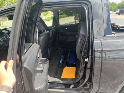 Used 2020 Honda Ridgeline RTL image 11