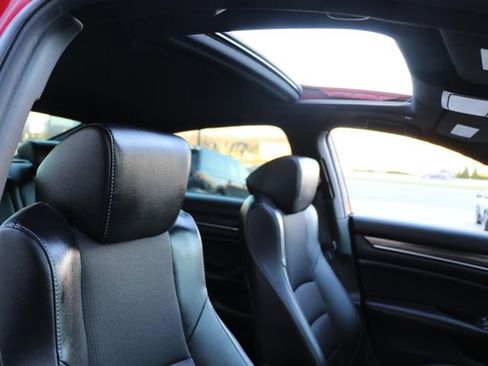 Used 2021 Honda Accord Sport image 8