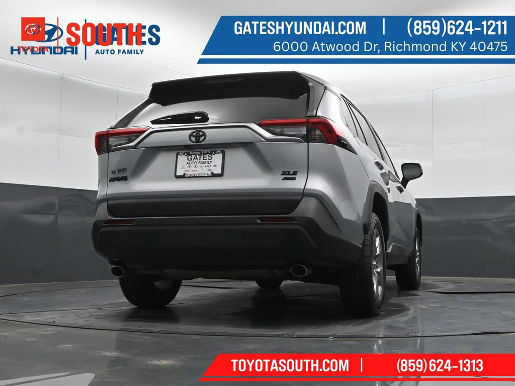 Used 2024 Toyota RAV4 XLE AWD/4WD image 34