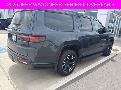 Used 2025 Jeep Wagoneer Series II image 3