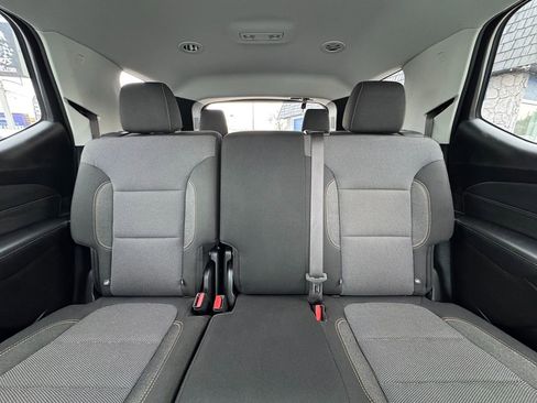 Used 2021 Chevrolet Traverse LS image 30