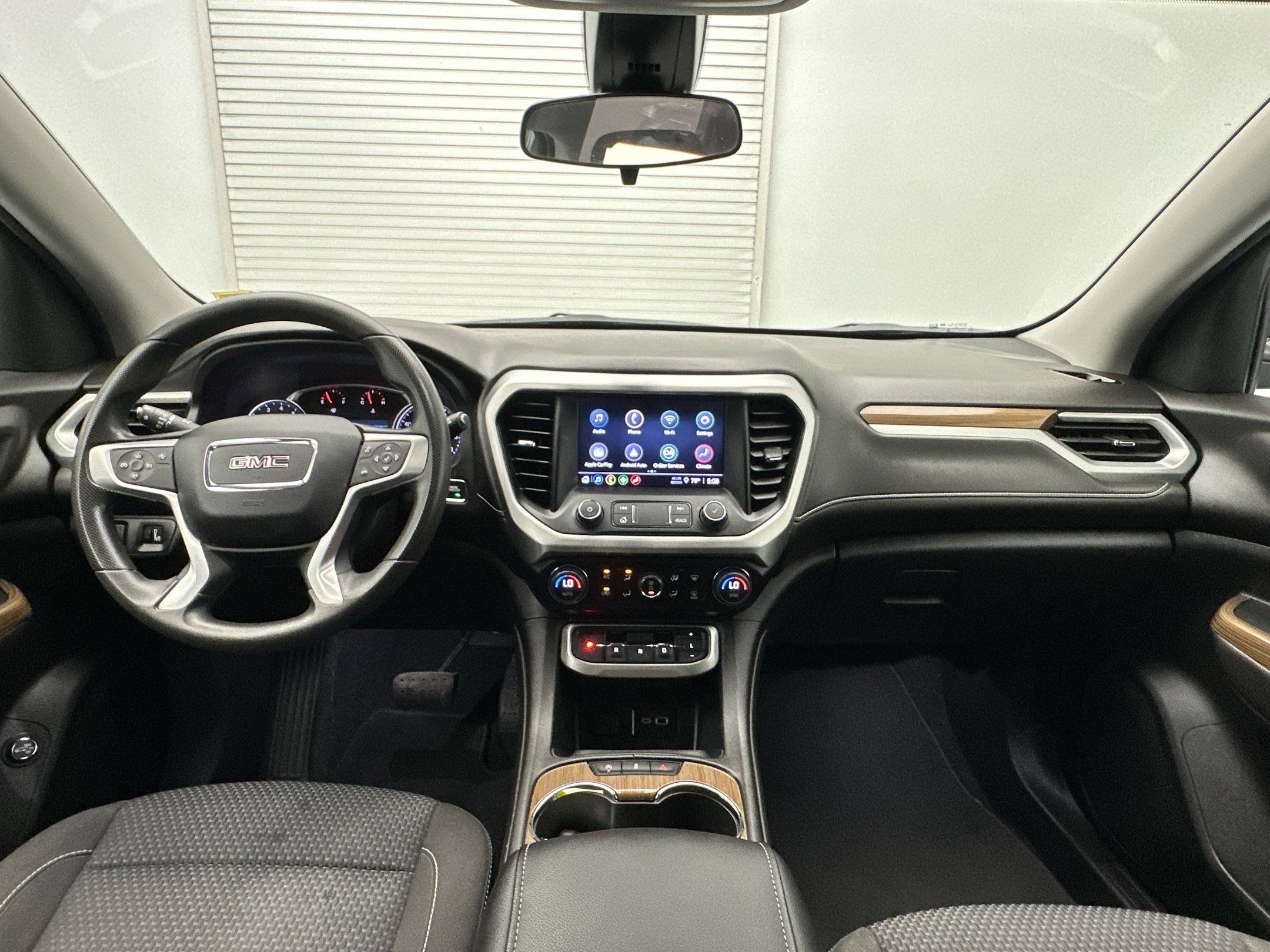 Certified 2023 GMC Acadia SLE w/ Driver Convenience Package AWD/4WD image 17
