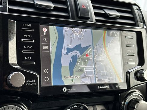 Used 2024 Toyota 4Runner TRD Off-Road Premium image 18