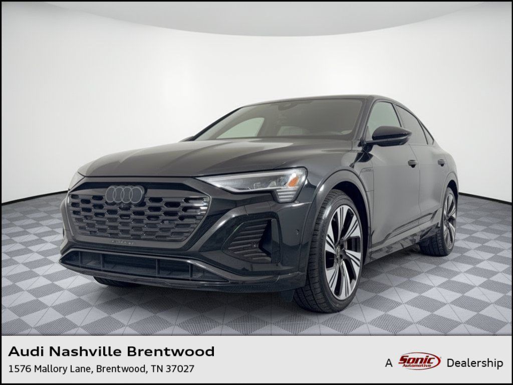Used 2024 Audi Q8 e-tron Prestige AWD/4WD image 1