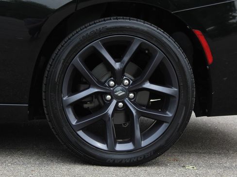 Used 2020 Dodge Charger SXT w/ Blacktop Package RWD image 29