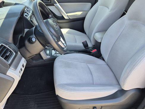 Used 2018 Subaru Forester 2.5i Premium AWD/4WD image 29