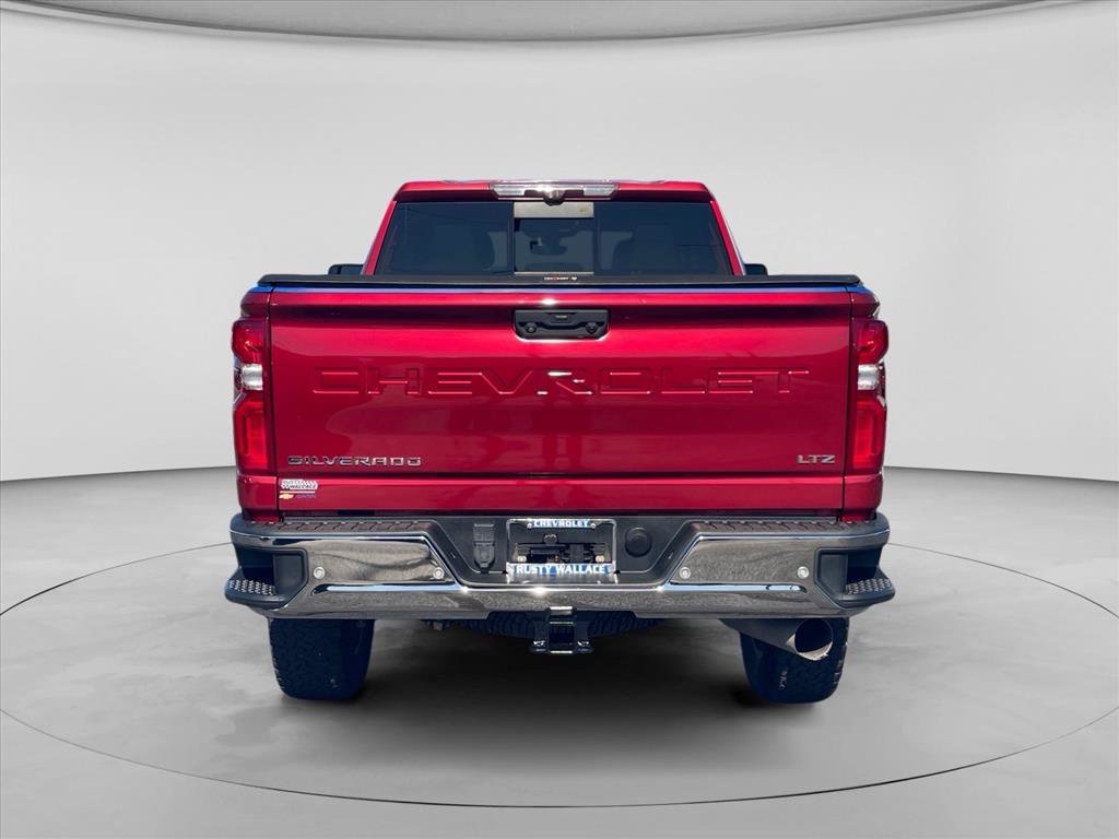 Used 2020 Chevrolet Silverado 2500 LTZ w/ LTZ Premium Package AWD/4WD image 6