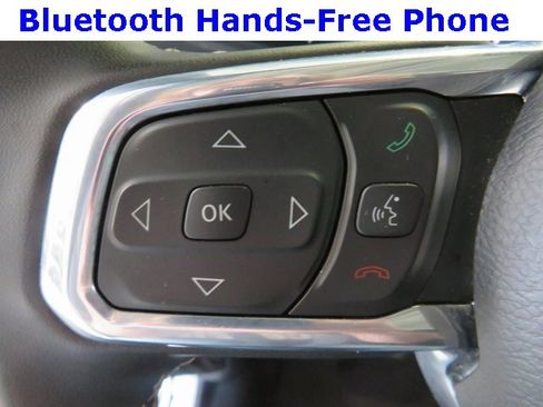 Used 2023 Jeep Wrangler Unlimited Sahara image 18