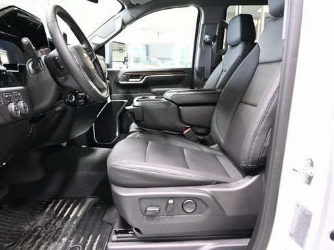 New 2026 Chevrolet Silverado 2500 LT w/ Z71 Chrome Sport Edition image 10