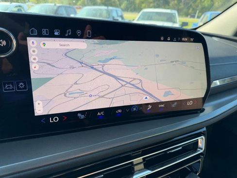 New 2026 Chevrolet Traverse LT w/ Sun and Wheel Package image 44