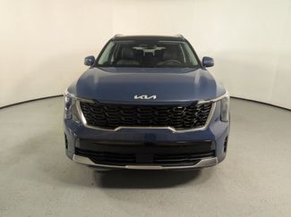 New 2026 Kia Sorento S w/ S Panoramic Sunroof Package FWD video 2