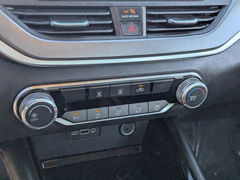 Certified 2023 Nissan Altima 2.5 SR image 25