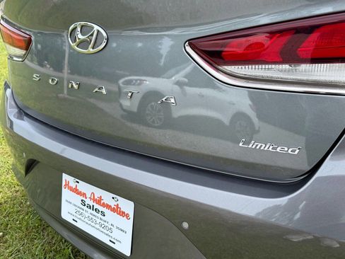 Used 2018 Hyundai Sonata Limited w/ Limited Ultimate Package 03 FWD image 8
