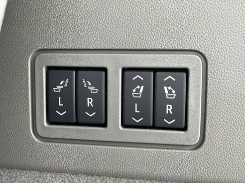 New 2025 Cadillac XT6 Premium Luxury w/ LPO, Floor Liner Package image 47