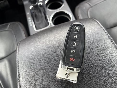 Used 2019 Ford Flex Limited AWD/4WD image 18