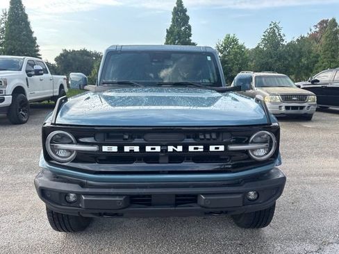 Used 2022 Ford Bronco Outer Banks AWD/4WD image 2