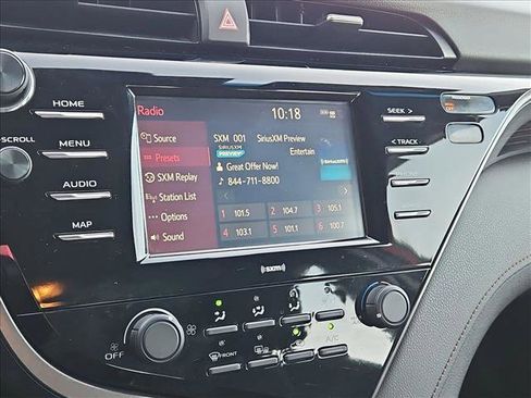 Used 2020 Toyota Camry LE image 13