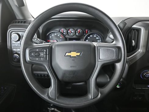 Used 2025 Chevrolet Silverado 3500 W/T image 34
