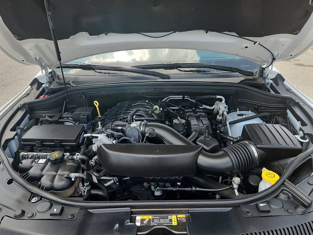Used 2023 Dodge Durango GT AWD/4WD image 22
