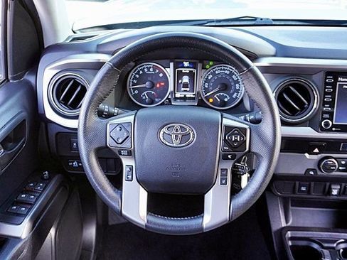 Used 2022 Toyota Tacoma SR5 image 21