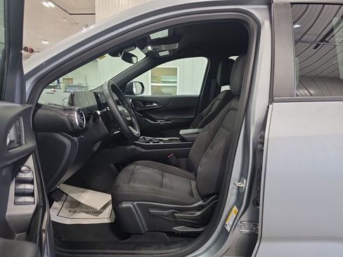 Used 2026 Chevrolet Equinox LT AWD/4WD image 21