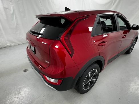 New 2026 Kia Niro LX FWD image 3