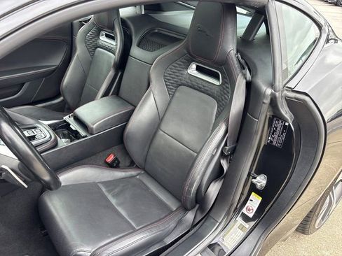 Used 2022 Jaguar F-TYPE Coupe RWD image 18